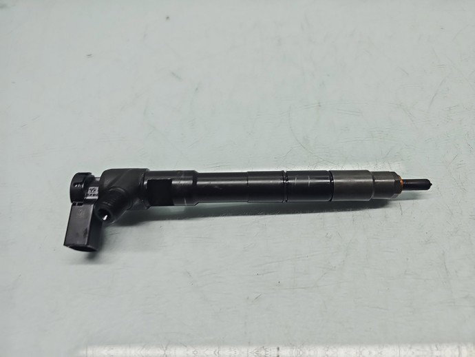 Injector AUDI A3 Sportback (8VS, 8VM) [Fabr 2013-prezent] 04L130277D 1.6 TDI CXXB 81KW / 110CP