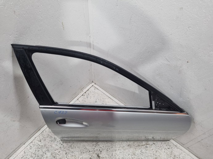 Usa dreapta fata Mercedes C220 w204 775 Argintiu Iridium