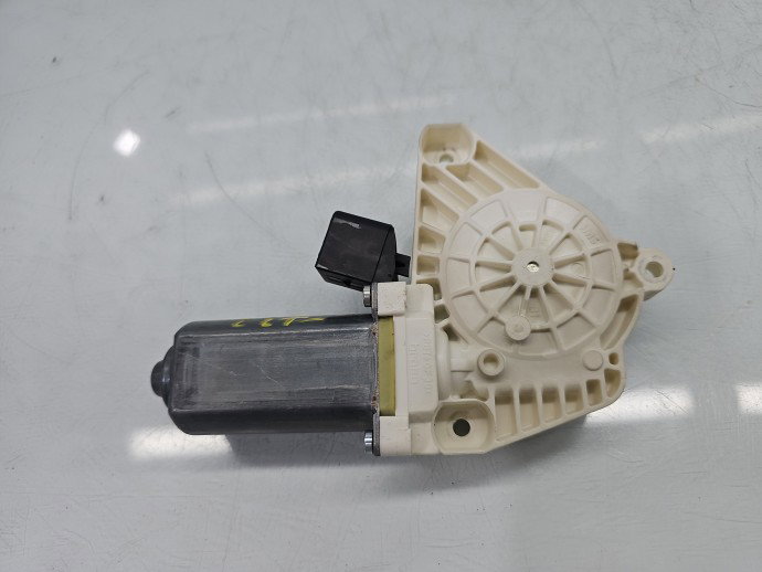 Motoras geam dreapta fata Mercedes CLA 220 A2078200642