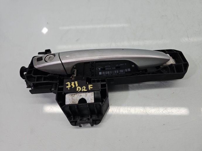 Maner usa dreapta fata Mercedes C220 w204 775 Argintiu Iridium