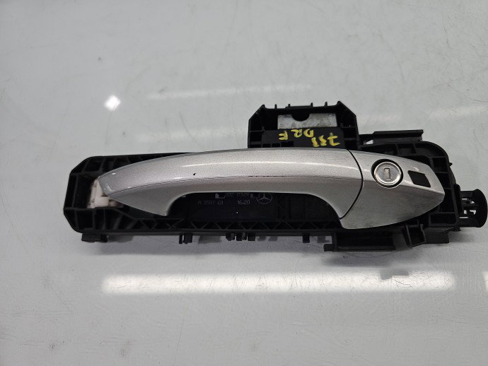 Maner usa dreapta fata Mercedes C220 w204 775 Argintiu Iridium