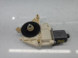 Motoras geam dreapta fata Mercedes C220 w204 A2048200242