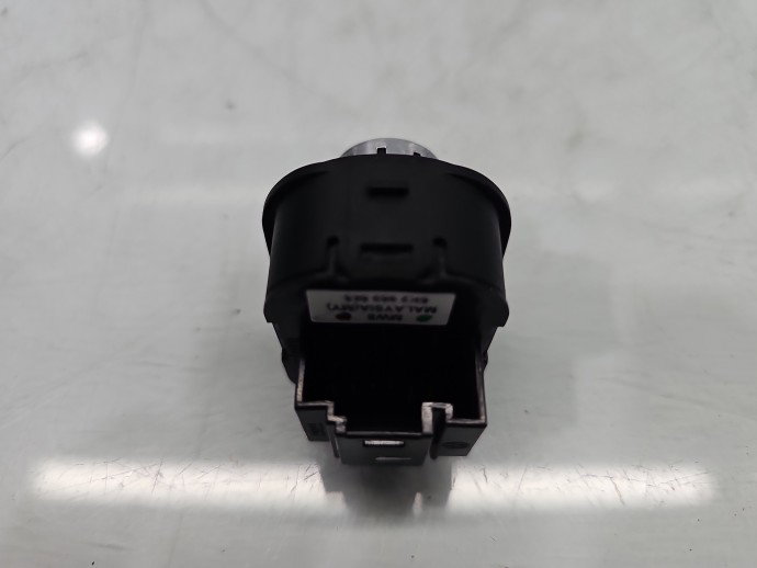 Buton reglaj oglinzi VW Golf 5k1 5K2959565