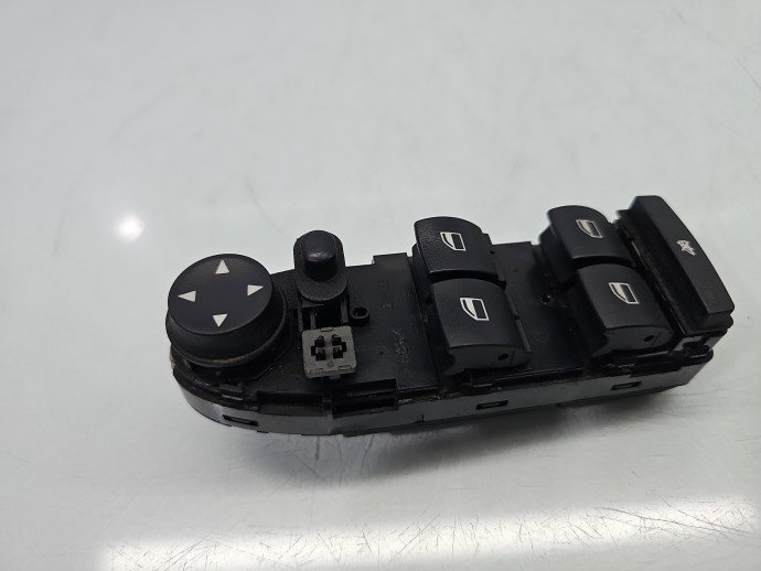 Butoane comanda geamuri sofer Bmw X1 9216047