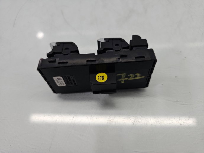Butoane comanda geamuri sofer AUDI A4 8W2 4M0959851B