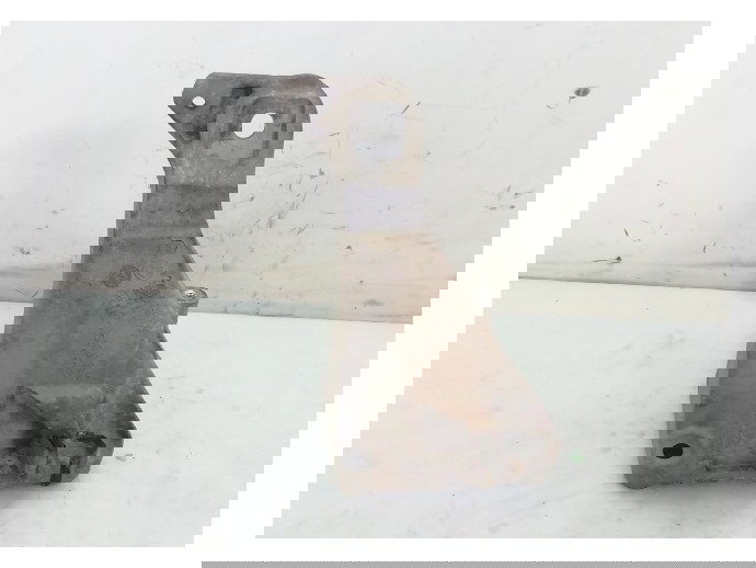 Suport motor dreapta BMW E90 2.0 N47 6781916 2005-2011