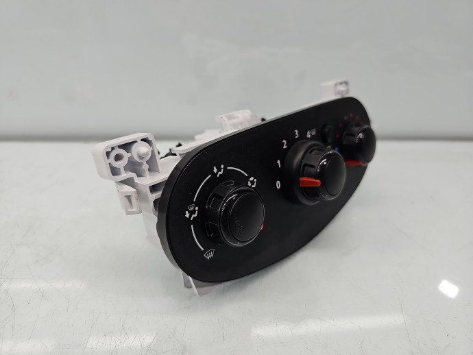 Panou comanda clima Dacia Sandero II 5S4741000