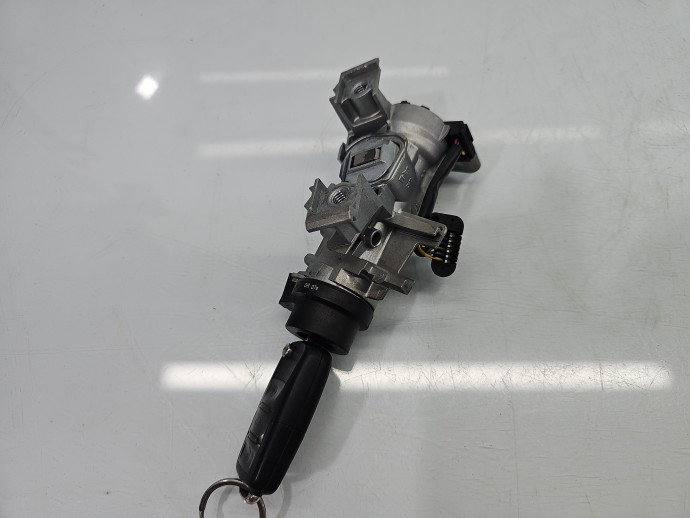 Contact cu cheie Volkswagen Golf 5 Plus (5M1) [Fabr 2005-2008] 1K0905851B 1.9 TDI BLS77KW / 105CP
