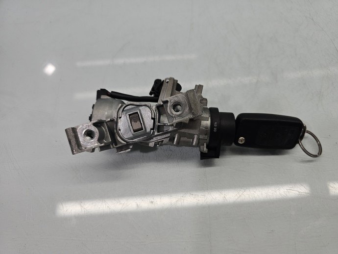 Contact cu cheie Volkswagen Golf 5 Plus (5M1) [Fabr 2005-2008] 1K0905851B 1.9 TDI BLS77KW / 105CP