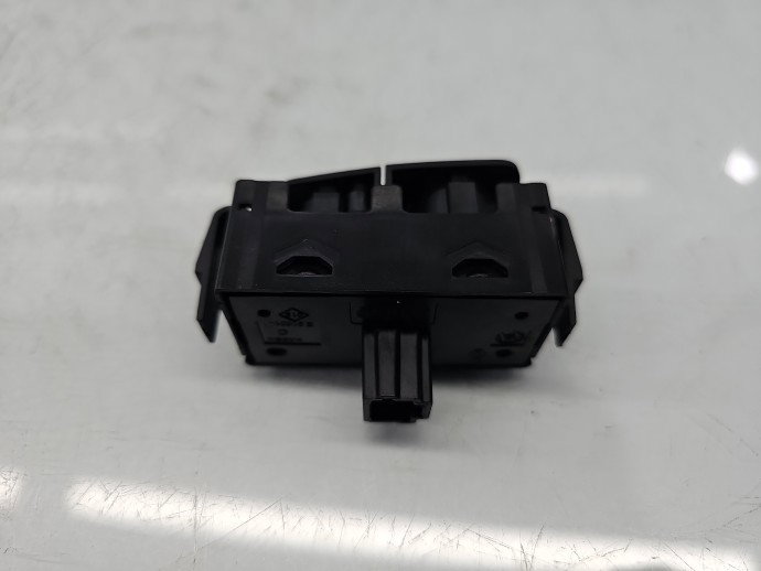 Buton avarii Dacia Sandero II 252905668R