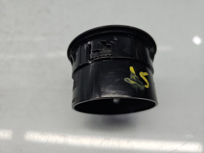 Grila aerisire centrala stanga Dacia Sandero II 687604194R
