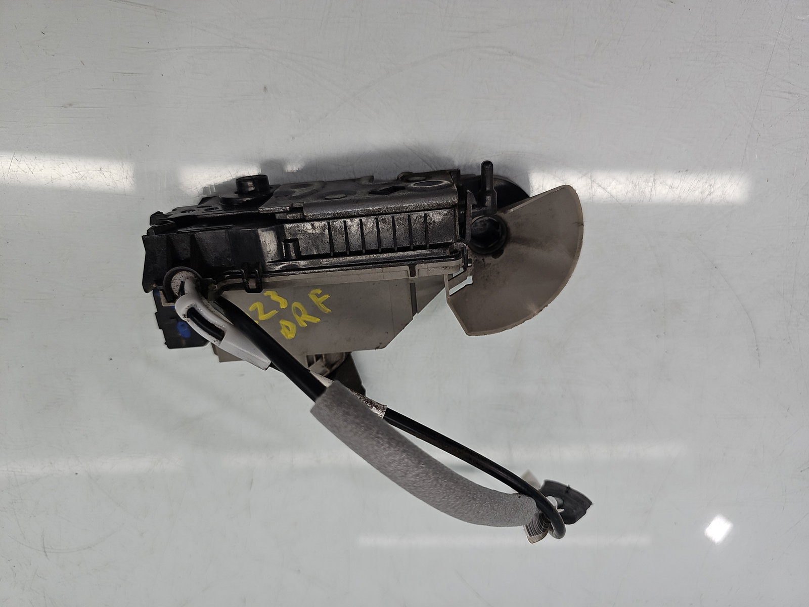 Broasca usa dreapta fata PEUGEOT 2008 OEM