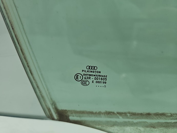 Geam usa dreapta fata AUDI A4 8K5 OEM
