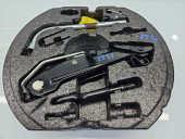 Set cric si cheie VW Golf 5k1 5P0012115C