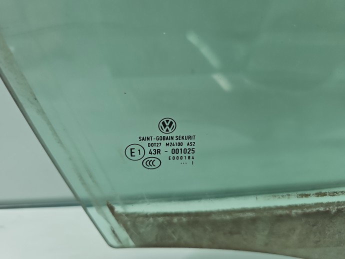 Geam usa dreapta fata VW Golf 5k1 OEM