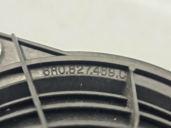 Maner haion VW Golf 5k1 6R0827469C