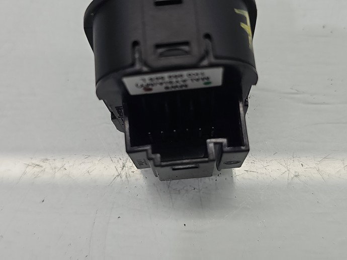Buton reglaj oglinzi VW Golf 5k1 1K0959565L