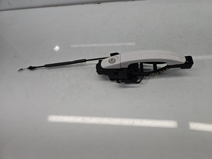 Maner usa dreapta fata Ford Focus Frozen White