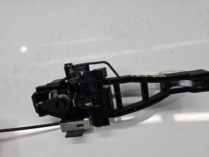 Maner usa dreapta fata Ford Focus Frozen White