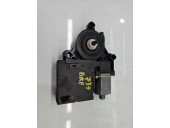 Motoras geam dreapta fata VW Passat 3c5 3C0959701