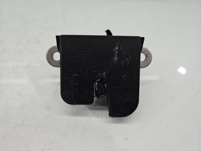 Broasca haion VW Golf 5k1 5K0827505A