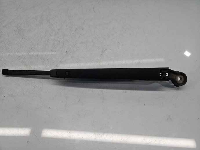 Brat stergator haion VW Golf 5k1 6R6955707B