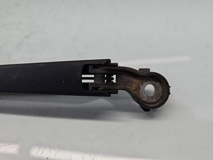 Brat stergator haion VW Golf 5k1 6R6955707B