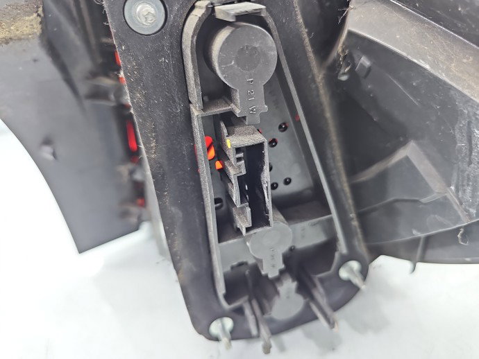Stop aripa stanga Bmw X1 2990109