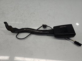 Capsa centura dreapta fata VW Golf 5k1 1K4857756T
