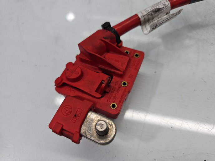 Borna baterie (+) Bmw X1 9217018