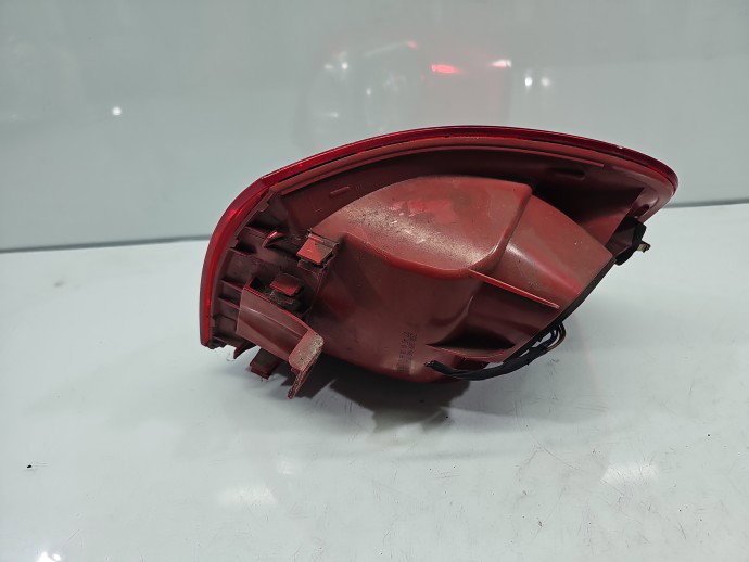 Stop aripa stanga VW Passat 3c5 3C9945095N