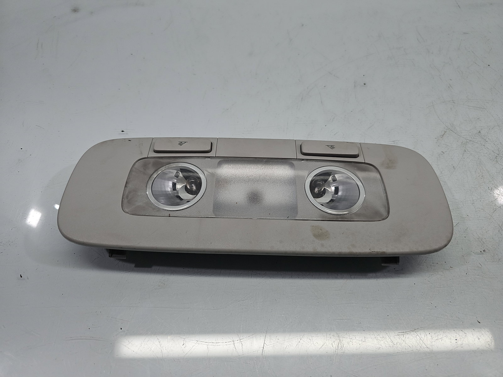 Plafoniera spate VW Passat 3c5 OEM