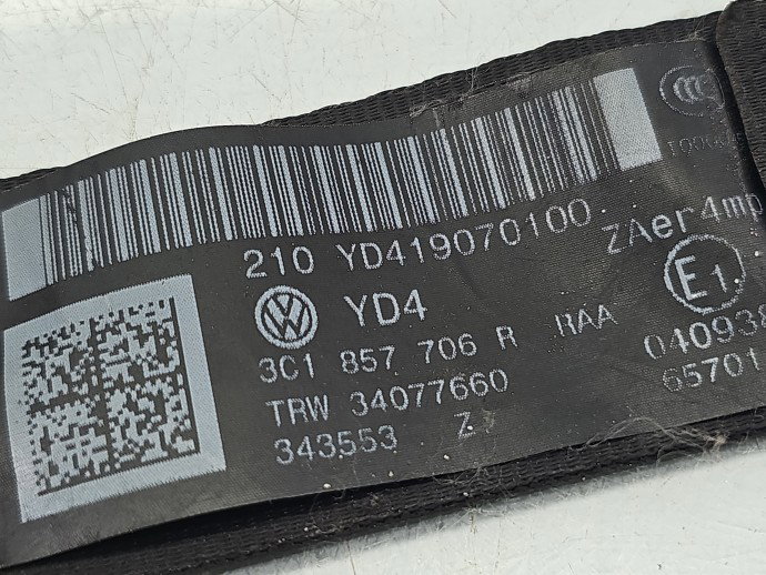 Centura dreapta fata VW Passat 3c5 3C1857706R