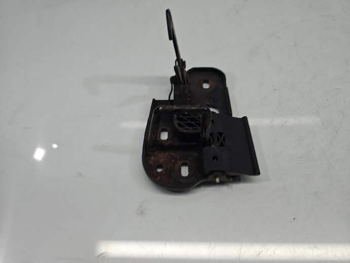 Maner deschidere capota VW Passat 3c5 OEM
