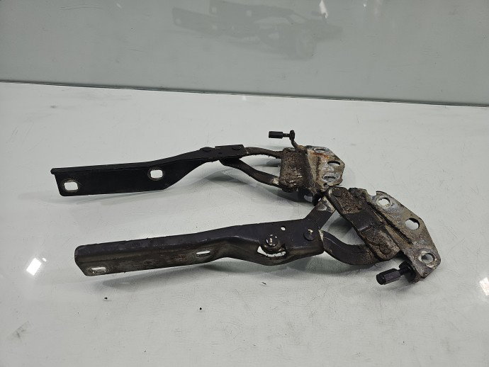Set balamale capota VW Passat 3c5 OEM