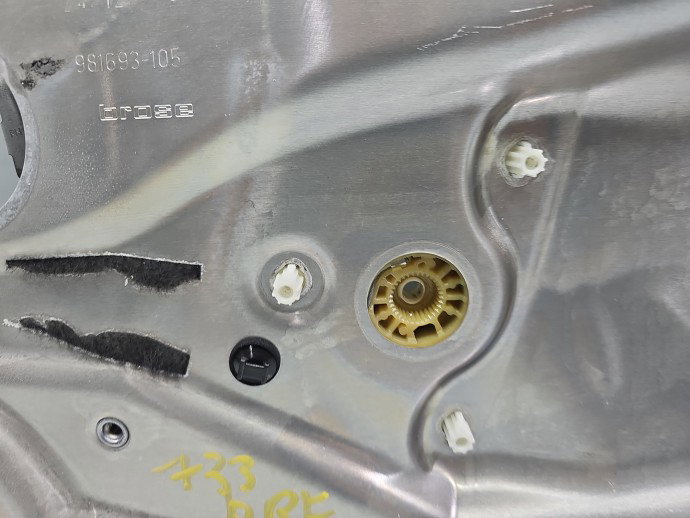 Macara electrica geam dreapta fata Mercedes C220 w204 A2047660239