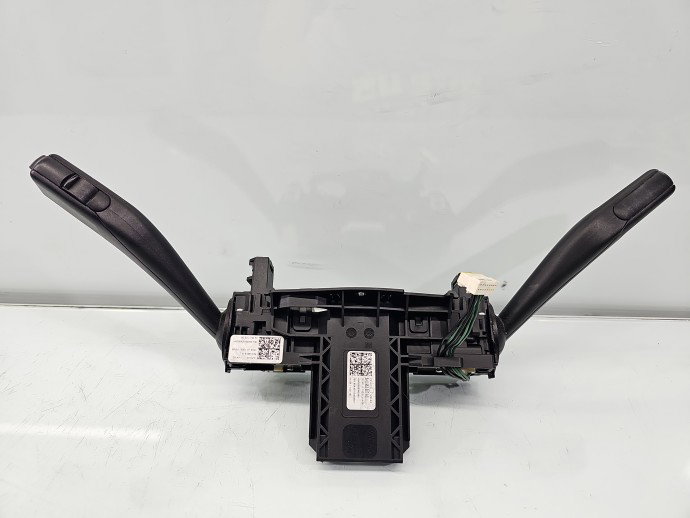 Ansamblu manete VW Golf 5k1 5K0953507AS