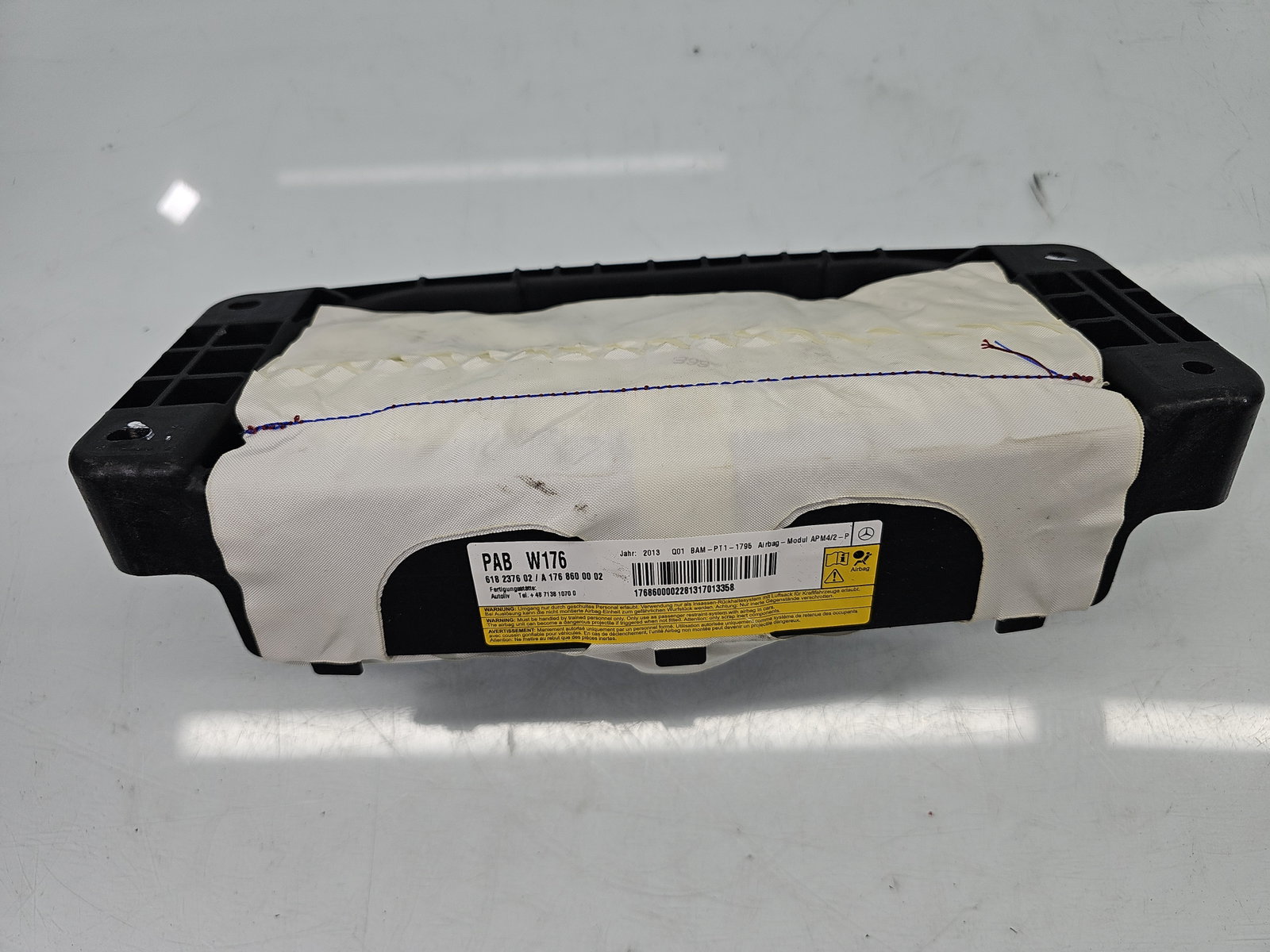 Airbag pasager Mercedes CLA 220 A1768600002
