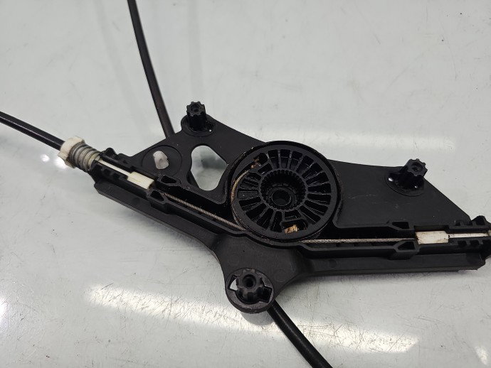 Macara electrica geam stanga fata AUDI A4 8W2 8W0837461