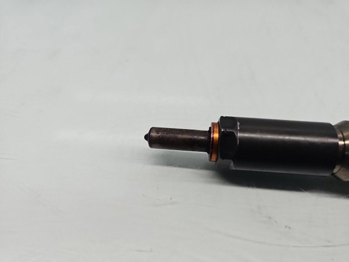 Injector Volkswagen Passat B7 (362) [Fabr 2010-2014] 03L130277B 1.6 TDI CAYC 77KW / 105CP
