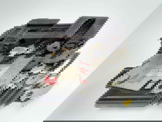 Broasca usa dreapta fata 8200735224 Dacia Sandero [Fabr 2008-2012] 1.6 mpi