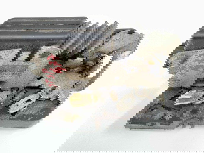 Broasca usa stanga spate 8200735248 Dacia Sandero [Fabr 2008-2012] 1.6 mpi 