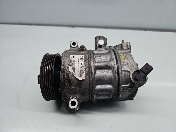 Compresor clima Volkswagen Golf 6 (5K1) [Fabr 2009-2013] 1K0820808B 1.6 TDI CAYC 77KW / 105CP