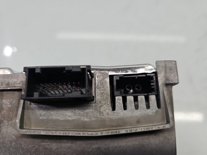 Amplificator audio AUDI A4 8K5 8T1035223A