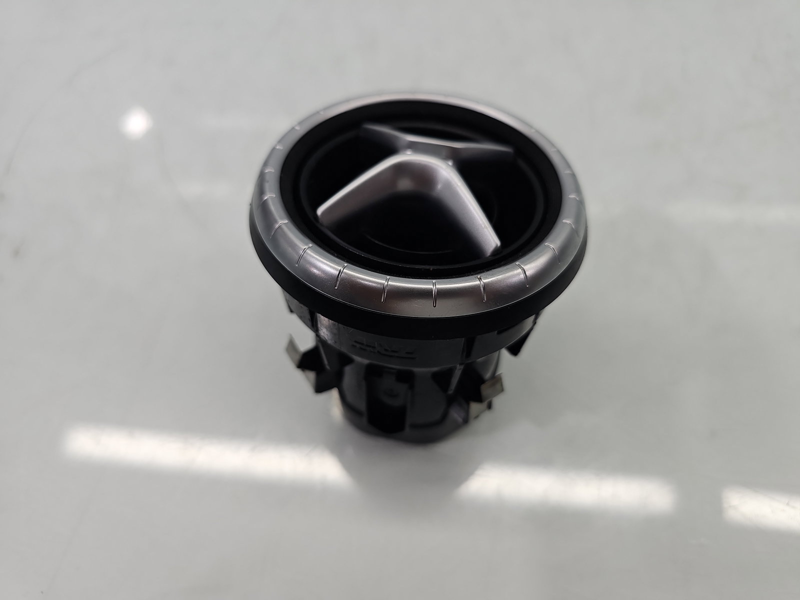 Grila aerisire centrala Mercedes CLA 220 A1178300354