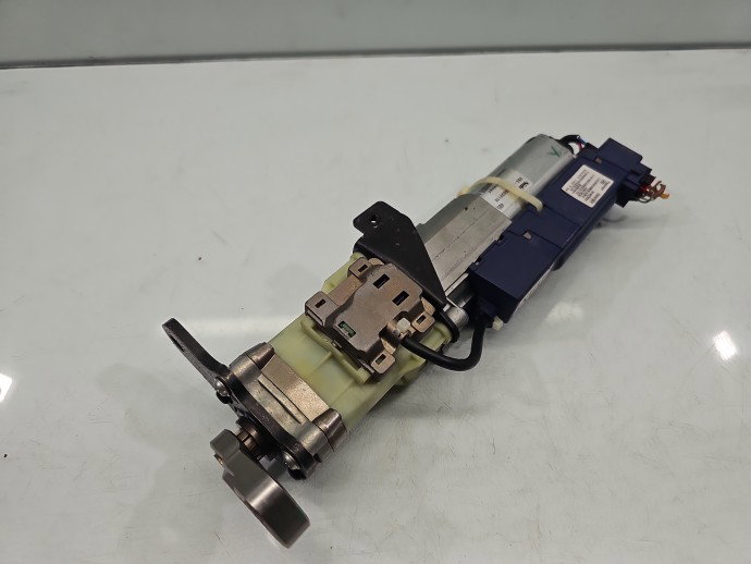 Motoras deschidere haion dreapta AUDI A4 8K5 8K9827852C