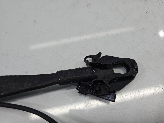 Capsa centura stanga fata AUDI A4 8K5 8K0857755F