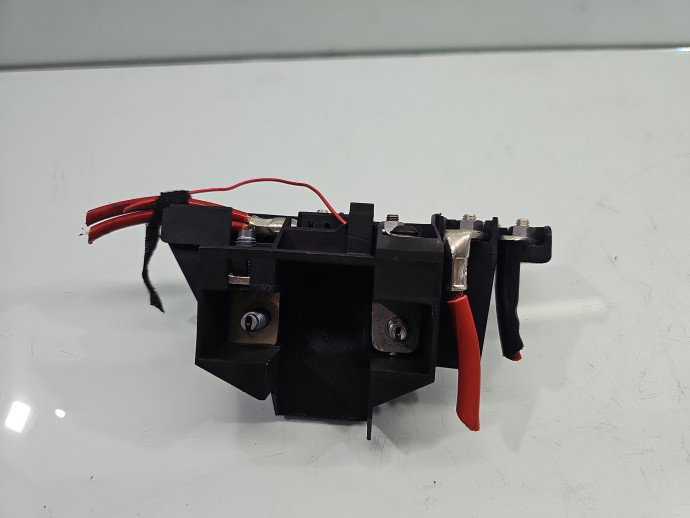 Borna baterie (+) cu capsa AUDI A4 8K5 OEM