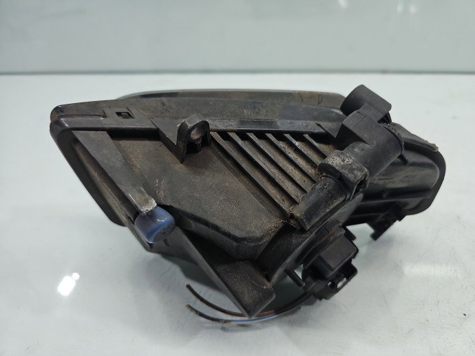 Proiector ceata dreapta AUDI A4 8K5 8K0941700C