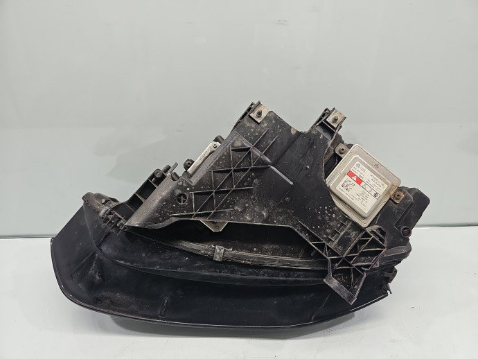Far dreapta AUDI A4 8K5 8K0941006D